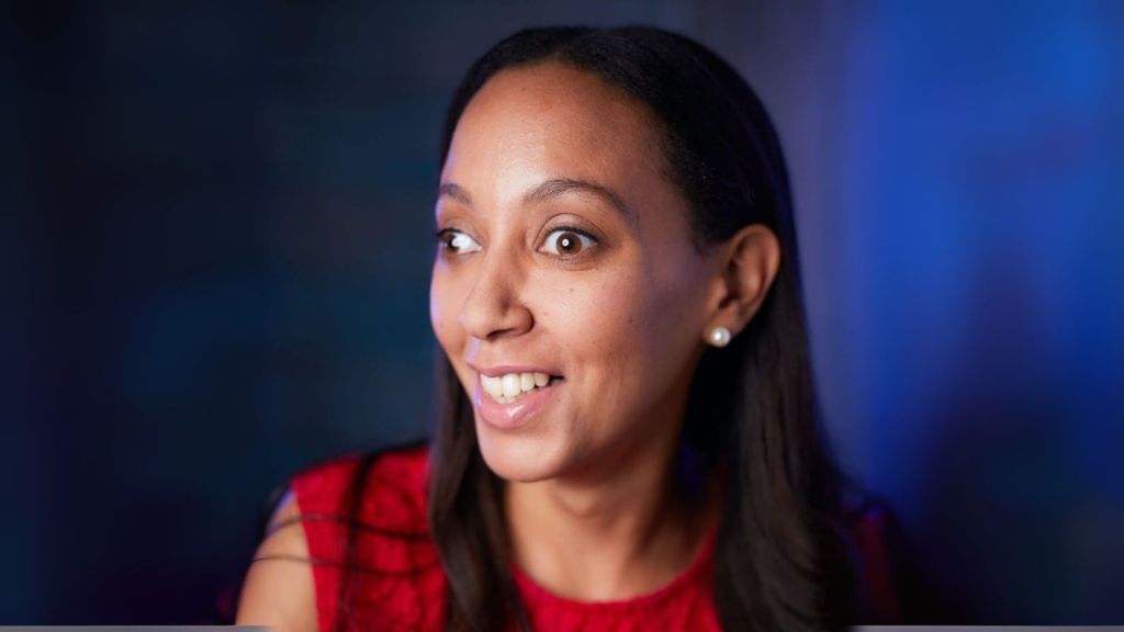 Haben Girma en una conferencia internacional sobre accesibilidad y discapacidad.