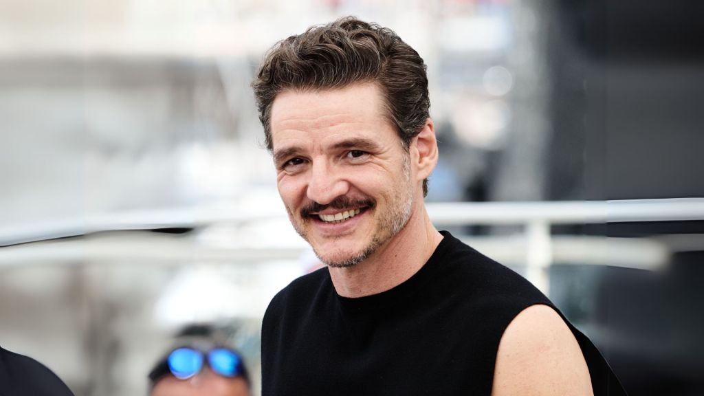 Pedro Pascal en el Festival de Cannes 2025, luciendo sereno mientras lucha con la ansiedad social